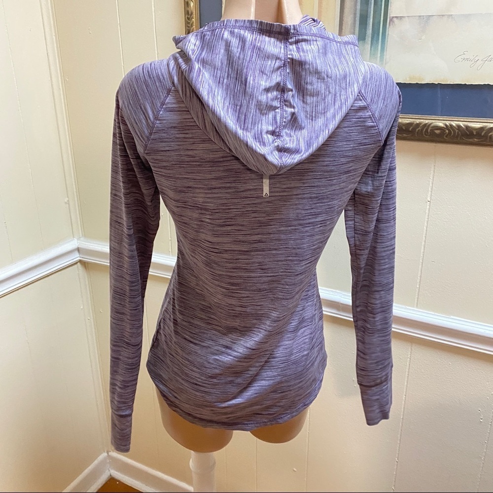 Reebok Lightweight Hooded Athletic Jacket Purple XS - Excellent Condition - Picture 5 of 7